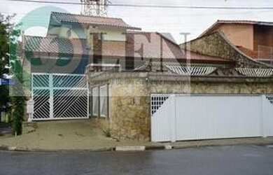 Imagem 3: Casa Comercial para Venda em Arujá, Jardim Rincão, 3 dormitórios, 1 suíte, 2 banheiros, 6