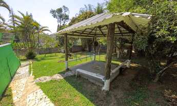 Imagem 6: Chácara em Ferraz de Vasconcelos com piscina, salão de festa e alojamentos; ótimo para inv