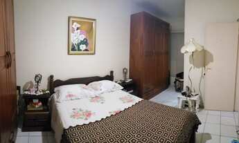 Imagem 4: Apartamento para venda possui 45 metros quadrados com 1 quarto em Enseada - Guarujá - SP