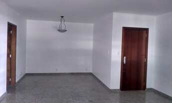 Imagem 3: Apartamento para venda tem 156 M² com 4 quartos 2 vagas desocupado vazado Asa Sul - Brasíl