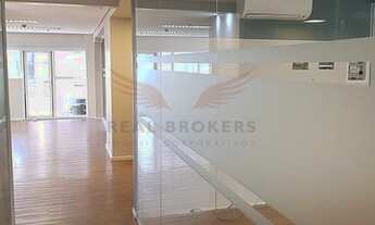 Imagem 7: Sala mobiliada para locação em Alphaville pronta para ocupação imediata