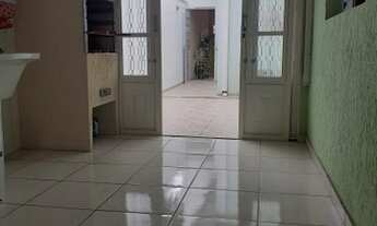 Imagem 5: Casa térrea conservadíssima para venda possui 80 metros quadrados com 3 quartos