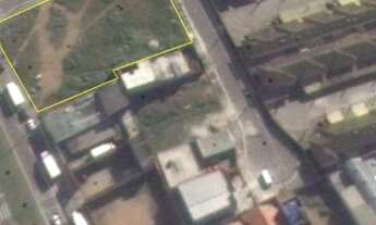 Imagem 2: Ótima área de esquina com 2.200M². Ótimo para construção de prédios, bancos, supermercados