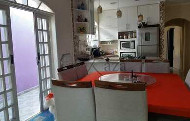 Imagem 3: Casa - Jardim das Indústrias - Jacareí - 123,4m² - 4 Dormitórios - 2 Suítes