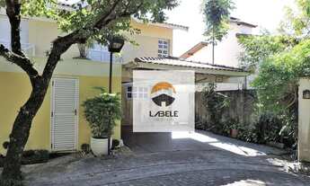 Imagem: Casa com 6 dormitórios à venda, 180 m²