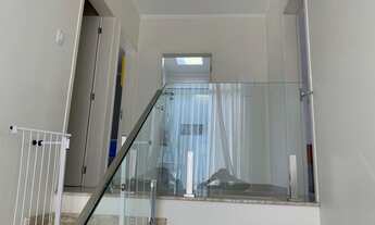 Imagem 5: Casa de condomínio para venda tem 180 metros quadrados com 3 quartos