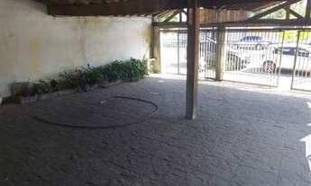 Imagem 4: Casa com salão comercial na Vila Passos a venda