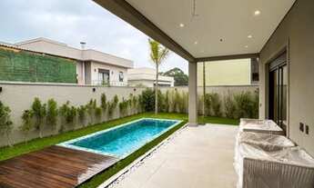 Imagem 3: Casa de condomínio para venda possui 235 metros quadrados com 3 quartos