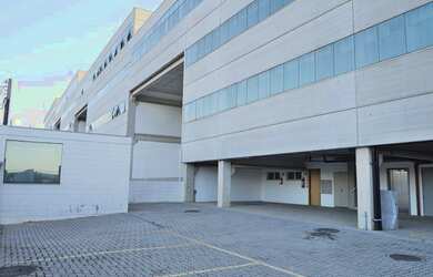 Imagem 2: Casa de condomínio para venda possui 550 metros quadrados com 5 quartos