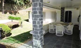 Imagem 2: Casa de condomínio para venda possui 400 metros quadrados com 3 quartos