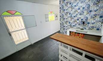 Imagem: Aluguel casa de 1 Quarto (Fundos) - Condomínio