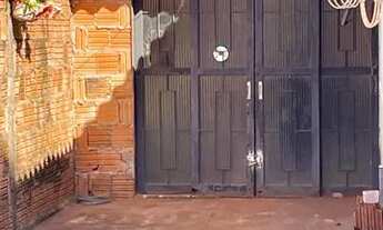 Imagem 6: Casa bairro lageado, murada, forrada pvc, 02 quartos, 02 wc, sala, cozinha, duas edículas