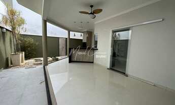 Imagem 3: Casa em Condomínio Village Damha III, 3 suítes, closet, cozinha, varanda