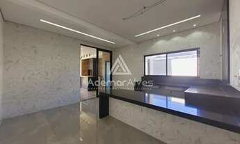 Imagem 4: ALTO DA BOA VISTA - SOBRADINHO - DF -CASA EM CONDOMÍNIO FECHADO COM 4 SUÍTES - ÁREA GOUMER