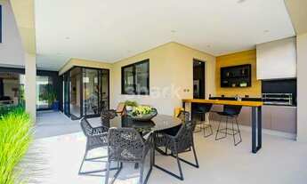 Imagem 3: Casa para locação no Residencial Alphaville 1 com 4 suítes 4 vagas de garagem