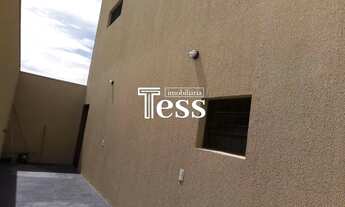 Imagem 7: ALUGA - Salão / Depósito / Galpão - 120,65m² de construção com 2 entradas e vagas de estac