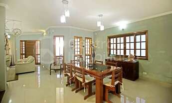 Imagem 5: CASA à venda com piscina e 6 quartos em Peruíbe, no bairro Estancia Balnearia Maria Helena