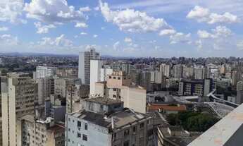 Imagem 2: Apto de frente, mobiliado, reformado, andar alto, centro, portaria, cond. baixo,...