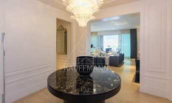 Imagem 6: Chácara Itaim!! 500 m2 úteis! 7 vagas de garagem! Todo decorado!