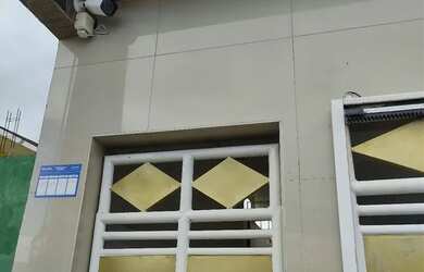 Imagem 6: Alugo casa 3 quartos ( TODA NO PORCELANATO E GESSO