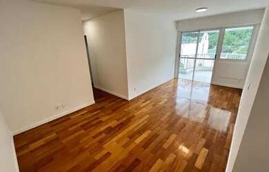 Imagem 2: Apartamento para venda possui 95 metros quadrados com 2 quartos em Botafogo - Rio de Janei