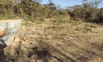 Imagem: Meio lote no bairro Jaraguá 2 medidas 10