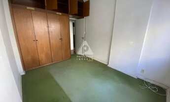 Imagem 6: 3 Quartos com vaga, precisa de obra, prédio residencial