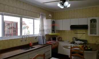 Imagem 3: Casa na Zona Norte de São Paulo, 142m², 3 quartos, 2 suítes, 5 banheiros, 3 vagas grandes