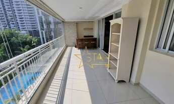 Imagem 7: Apartamento para aluguel e venda possui 135 metros quadrados com 3 quartos