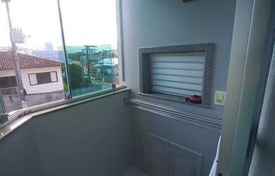 Imagem 3: Apartamento com 2 quartos,sacada com churrasqueira - Serraria - São José - SC