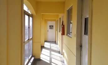 Imagem 3: Ótima sala espaçosa no miolo de São Gonçalo perto de tudo !