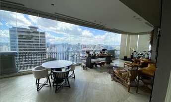 Imagem 7: Cobertura na praça Pereira Coutinho a mais cobiçada do bairro