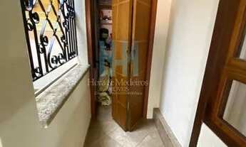 Imagem 3: Casa Comercial para Locação em Arujá, Jardim Vitória, 2 dormitórios, 2 suítes, 1 banheiro