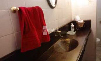 Imagem 6: Granja Viana: Casa Tranquila e Arejada com Segurança 24h - Próxima ao Metrô Butantã