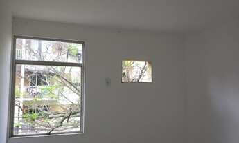 Imagem 6: Apartamento em Vista Alegre, Próximo ao Polo Gastronômico, 02 Quartos + Dependência + Vara