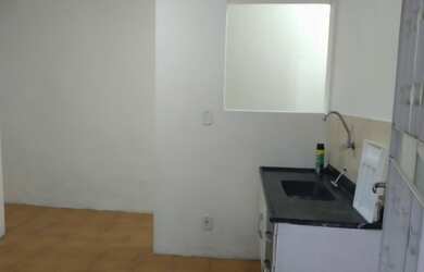 Imagem 3: Aluga-se quarto, cozinha e banheiro no bairro Rio Pequeno- SP