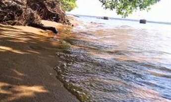 Imagem 2: Vendo chácara na beira do rio! :