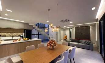 Imagem 7: Casa para venda tem 333 metros quadrados com 4 quartos.Agende sua visita