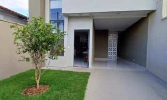 Imagem 2: Casa para venda possui 110 metros quadrados com 3 quartos em Setor Faiçalville - Goiânia