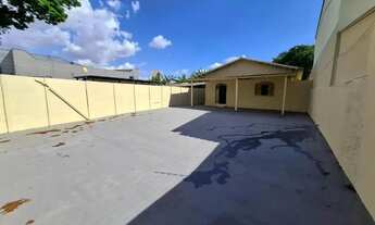 Imagem 2: CASA COMERCIAL/RESIDENCIAL DE 03 QUARTOS - PÇA JOQUEI CLUBE