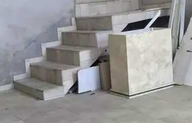 Imagem 3: Sobrado em Rua Pintassilgo - Laranjeiras - Caieiras/SP