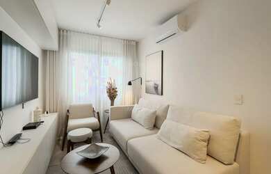 Imagem 2: Apartamento mobiliado para alugar no Petrópolis com 1 quarto (suíte