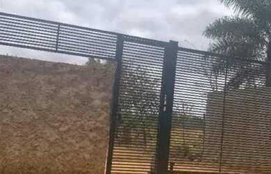 Imagem: Lote 400 m2 Condomínio Fechado