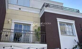 Imagem 2: Triplex à venda próximo ao Parque Atuba