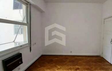 Imagem 3: Apartamento para Venda em Rio de Janeiro, Copacabana, 4 dormitórios, 2 banheiros, 1 vaga