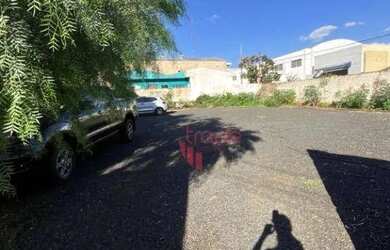 Imagem 2: Terreno Residencial de 250m² Disponível para Venda ou Locação