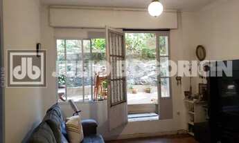 Imagem 8: Atlântica 2 quartos com área externa tipo garden dependências fundos vista verde portaria