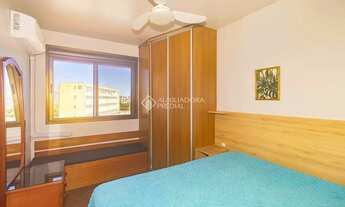 Imagem 2: Imóvel para aluguel possui 63 metros quadrados com 2 quartos em Santana - Porto Alegre - R