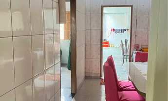 Imagem 3: Vende-se no Tenone (D