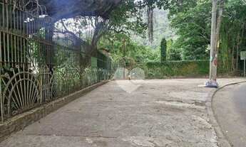 Imagem 3: Casa em Santa Teresa, 9 dormitórios, 1 suíte, 4 banheiros, 4 vagas de garagem, vista panor